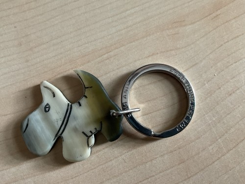 Scottie dog horn - keyring,