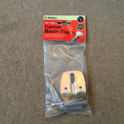 Wickes mm corner - mm,