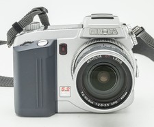 Konica Dimage 7 - GT Lens