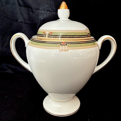 Wedgwood oberon globe - ‘, oberon’