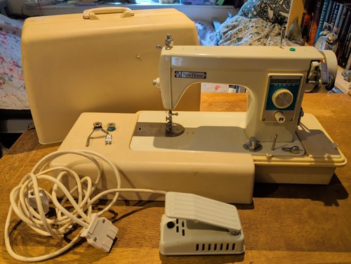 Janome new home - janome, vintage
