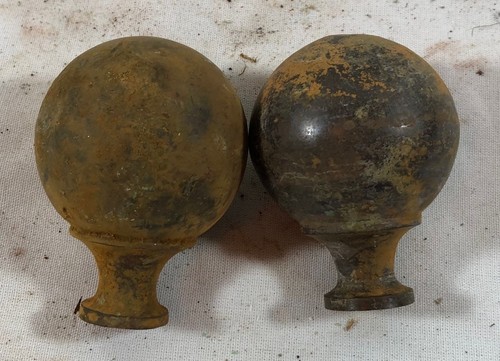 Antique brass spherical ball - antique,