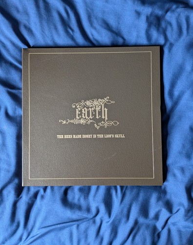 Earth the bees made - bees, honey