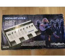 DigiTech Vocalist Live 4 vocal harmonizer/effect processor 