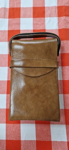 Brown leather case - brown,