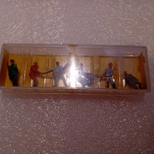 Preiser Railway Figures, Maintainance Staff and Guard.  In The Box 