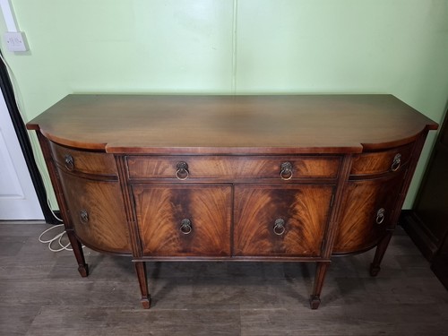 Serpentine yew wood sideboard - yew,