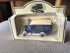 LLedo Days Gone 21021 1934 Chevrolet Van Collectors Club Summer 1990