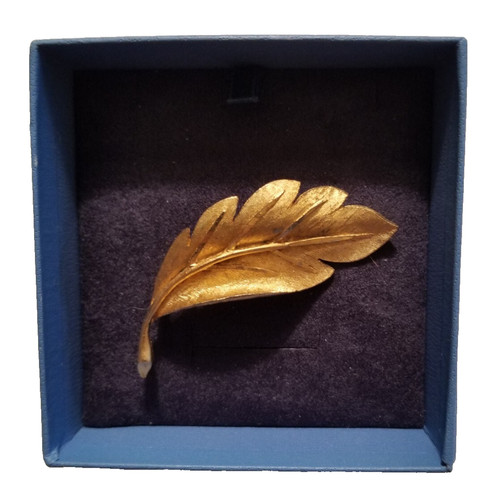 Vintage signed leaf brooch - signed,