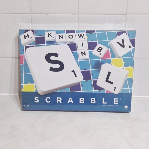 Scrabble new sealed 2020 - &,