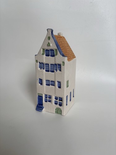 Elesva delftware pottery house - pottery,
