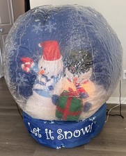 4 FT LIGHTED AIRBLOWN GEMMY