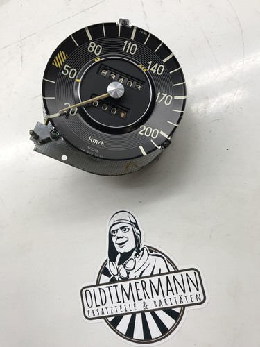 Speedometer instrument cluster