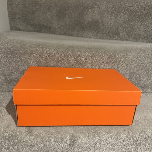 Nike empty shoes box - nike,