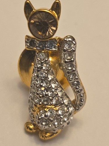 Swarovski signed goldtone - signed,