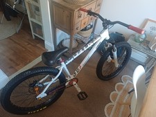 Dirt Jump Bike