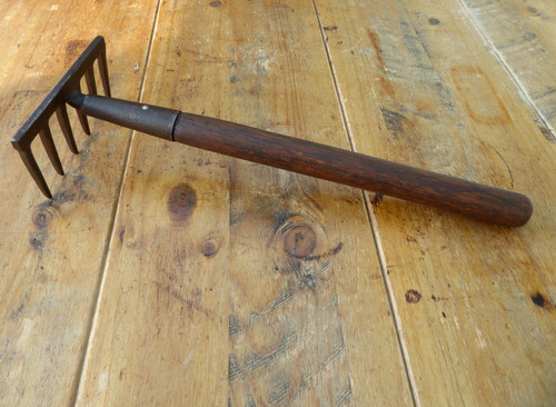 Hand rake short handle - short,