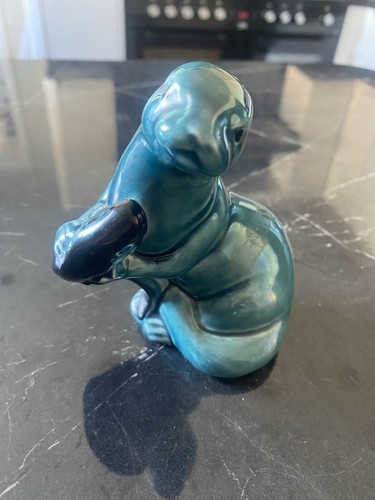 Poole pottery otter - poole,