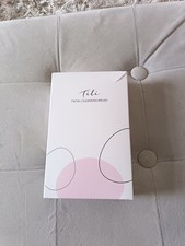 Tili Facial Cleansing Brush