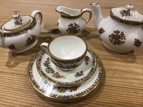 Minature coalport bone china - minature,