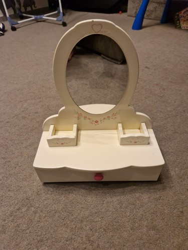 Children dressing unit with - dressing,