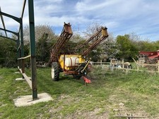 Trailed Sprayer With 24m Wide Hydraulic Booms