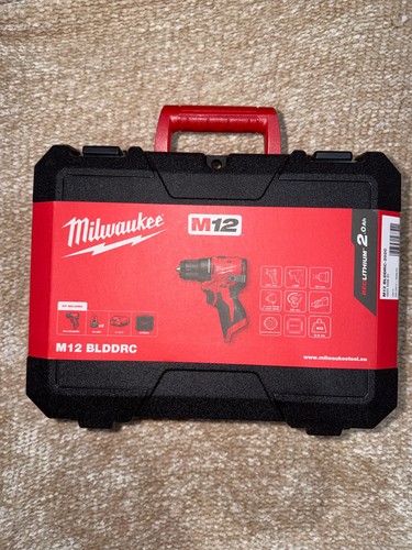 Milwaukee m12 blpdrc 202c - milwaukee,