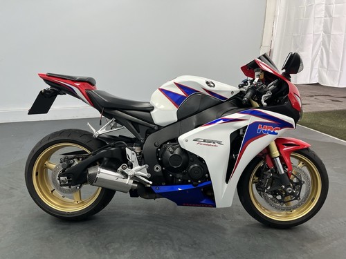 2010 honda cbr1000rr fireblade - cbr1000rr,
