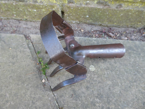 Vintage rake weeder duo claw