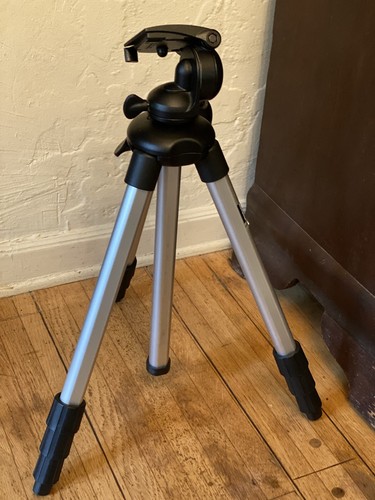 Camera tripod pan - w/, tilt