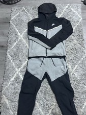 Nike Tech Fleece Old Season