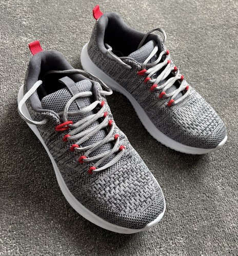 Men grey touch of red - men’s,