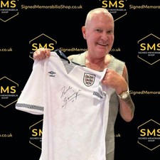 Paul Gascoigne of ENGLAND 1990