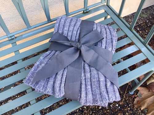 Grey mermaid tail blanket - grey,