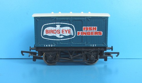Gauge birdseye fish - birdseye, fingers