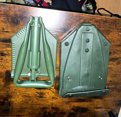 Green folding shovel - folding,