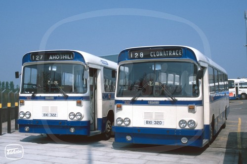 Bus photo ulsterbus 322 - ulsterbus,