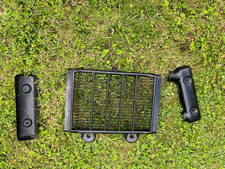 triumph thunderbird 900 radiator  cover