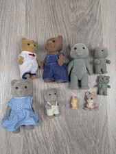 Sylvanian Families – 8 Bear Figure Bundle Satisfactory condition overall