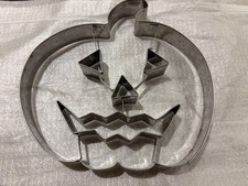 LARGE PUMPKIN HALLOWEEN COOKIE CUTTER STAINLESS STEEL