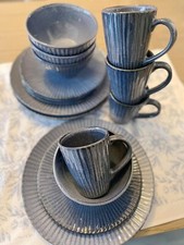 VISSEL DINNER SET FOR 4 - 16