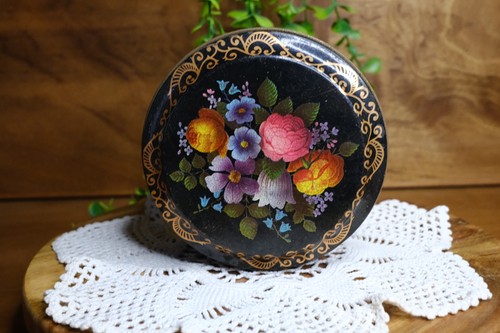 Vintage black floral - black,