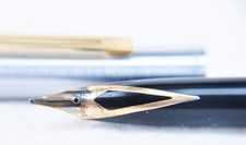 Sheaffer Targa Fountain Pen Model 1001XG - 14ct Gold Nib, 1990s