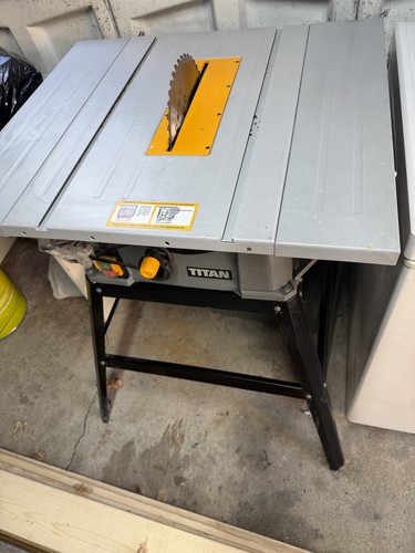 Titan ttb674tas 1500 table - titan,