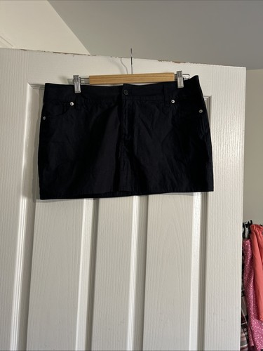 Women size y2k - women’s,