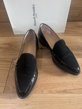Russell & Bromley Clean Cut