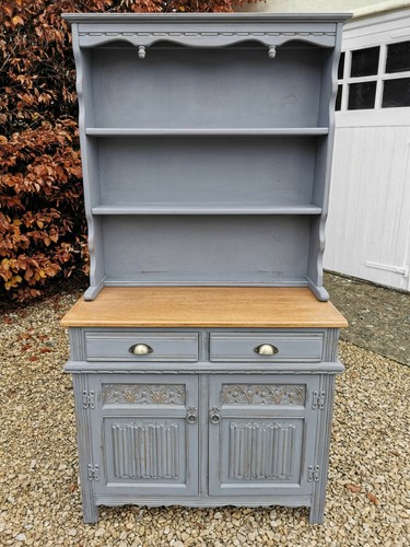 Lightly distressed solid oak - lightly,
