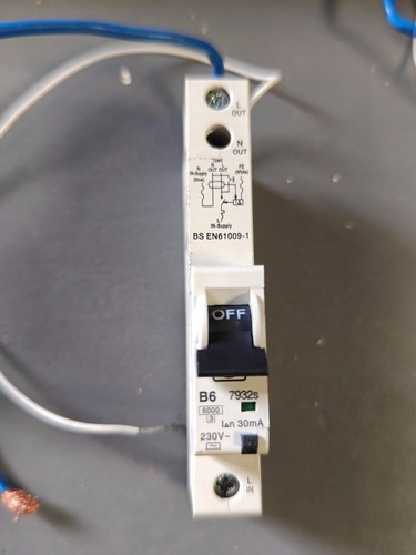 Sentry amp rcbo 30ma b - sentry,
