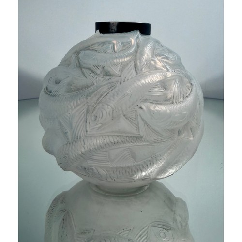 Rene lalique 1927 - "r",