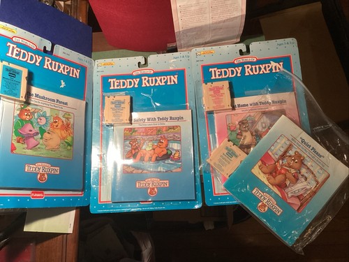 World teddy ruxpin - ruxpin, lot,4